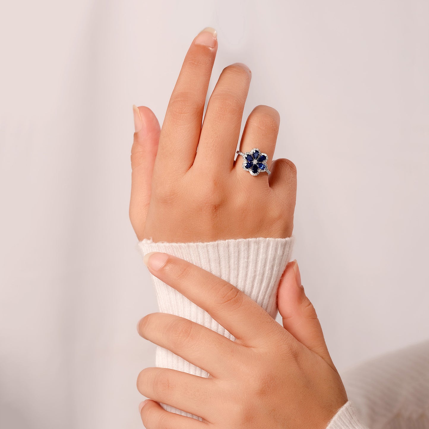 10KT Gold Cocktail Floral Gemstone & Diamond Ring