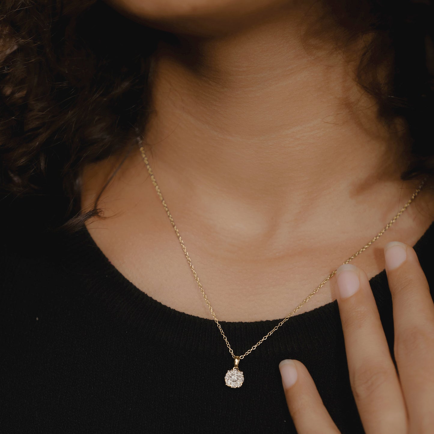 10K Gold Cluster Flower Pendant Necklace for Women
