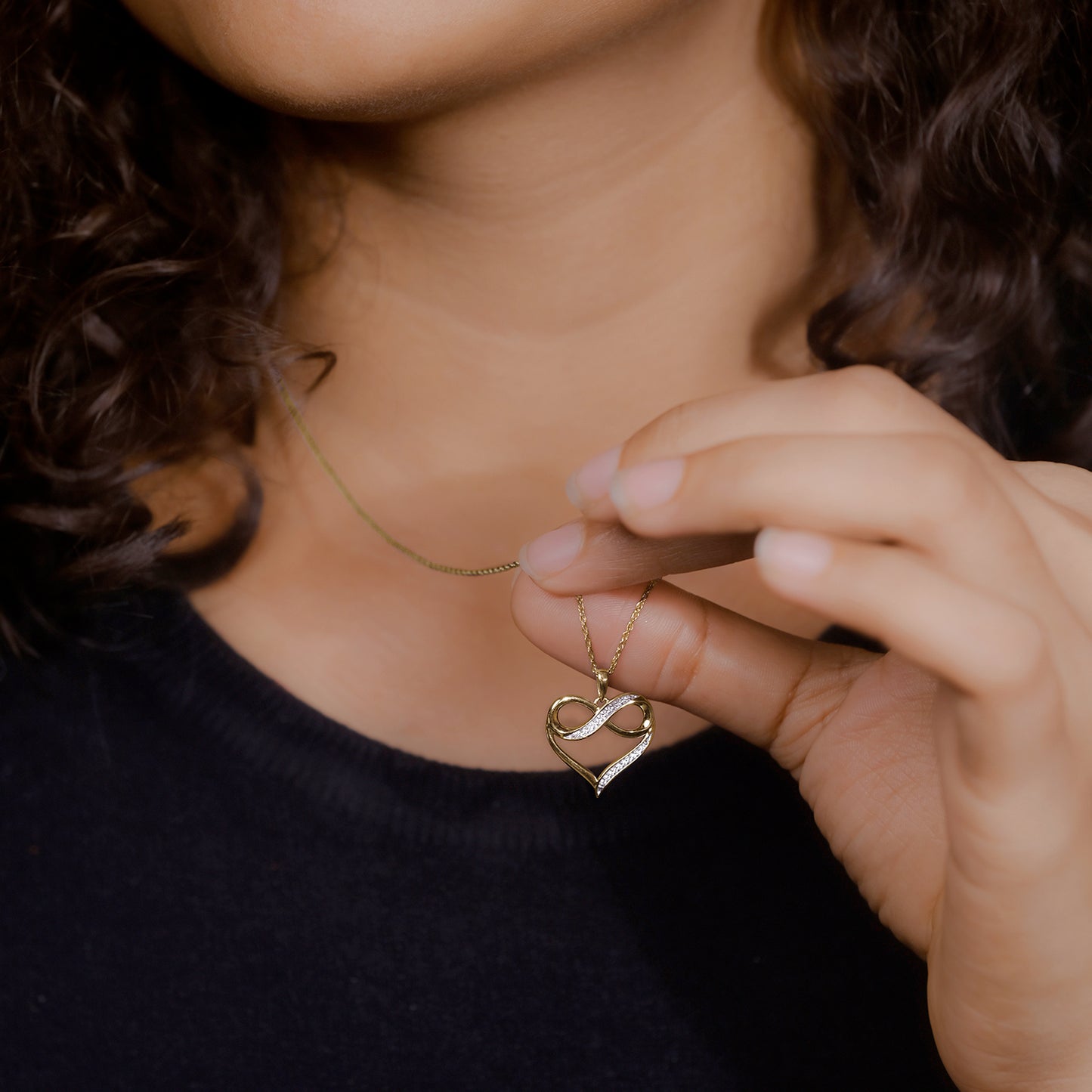 10K Gold Diamond Infinity Heart Pendant Necklace