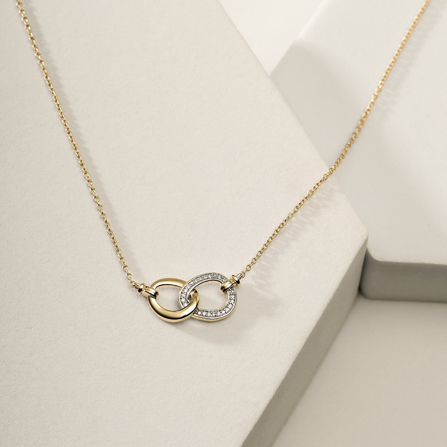 Diamond Interlocking Infinity Necklace